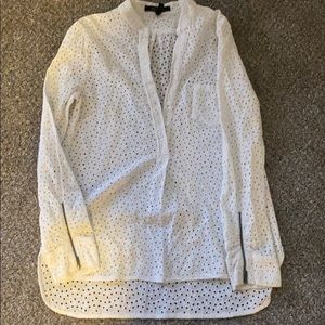 BCBGMaxAzria women’s 1/3 button up shirt M